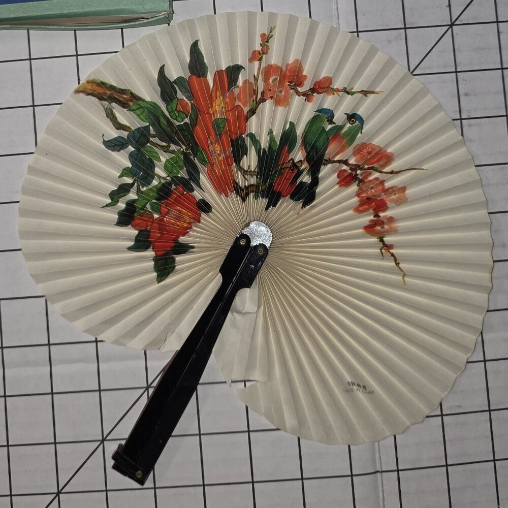 Chinese‎ Paper Folding Hand Fan W/Metal Handle, Vintage Mid-Century, 5 of 25
